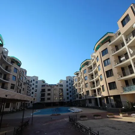 Menada Avalon شقة *